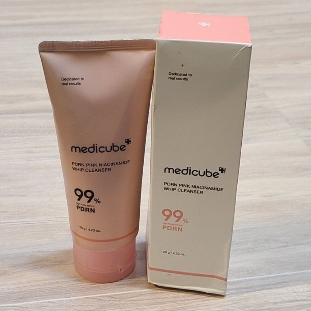 Medicube PDRN Pink Niacinamide Whip Cleanser 120ml / 4.2 fl oz Face Wash New